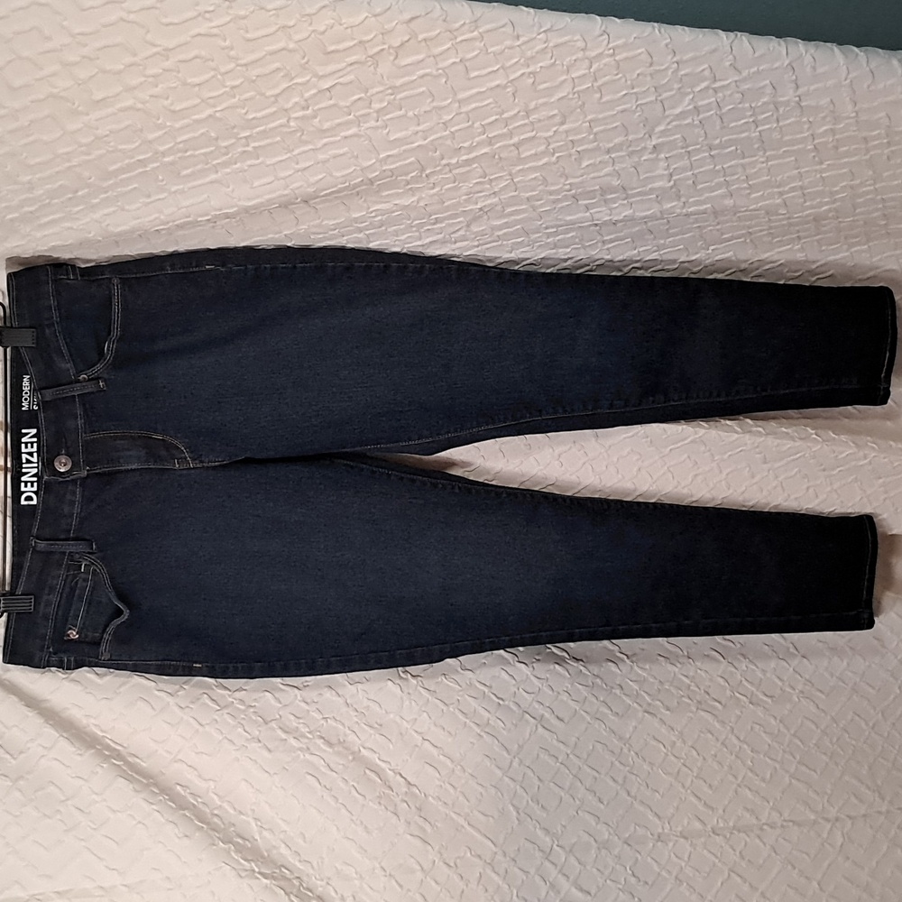 Levi's Denizen jeans Size 8M